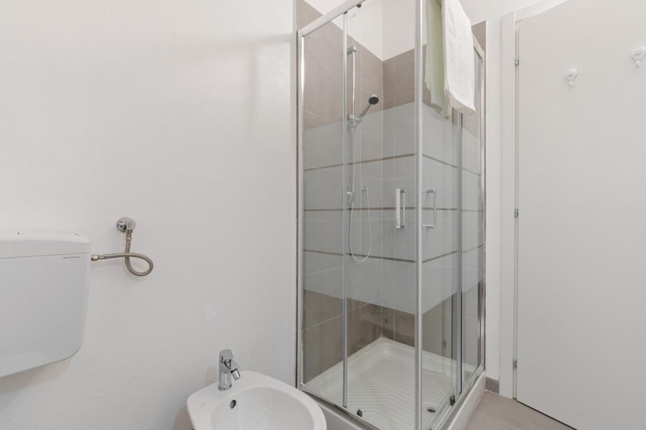 Appartamento Staurenghi Blu - Affitti Brevi Italia วาเรเซ ภายนอก รูปภาพ